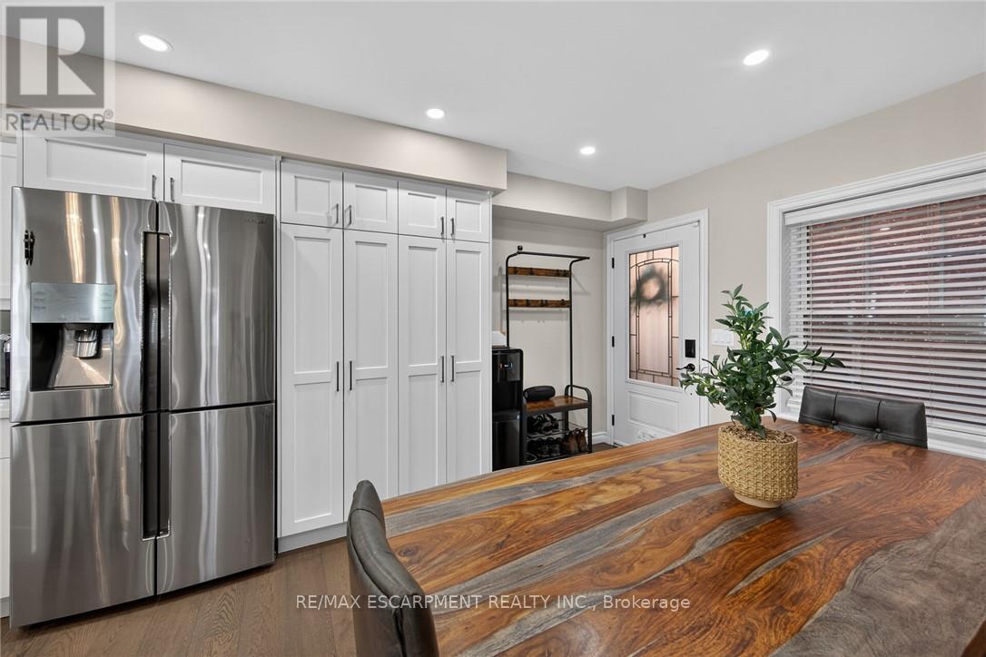 109 Ray Street Property Photo 14