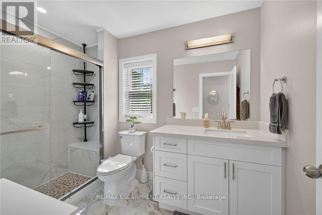 109 Ray Street Property Photo 24