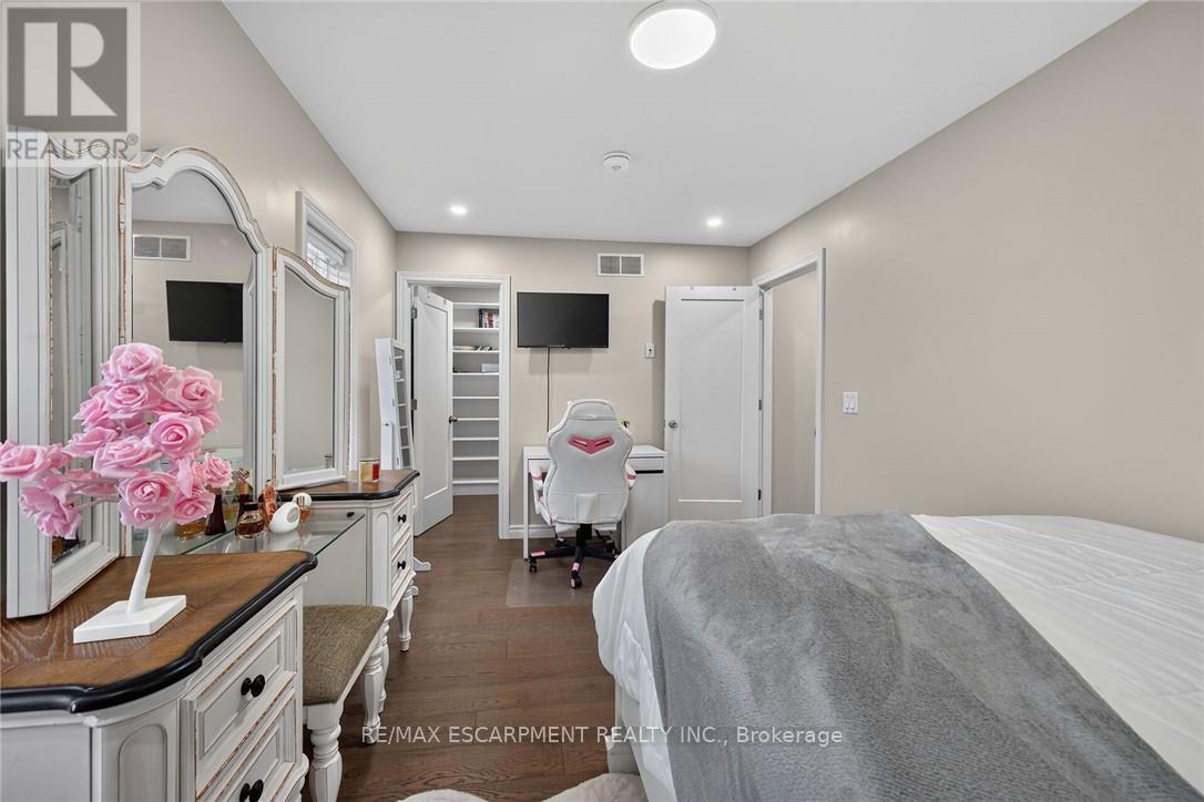 109 Ray Street Property Photo 29