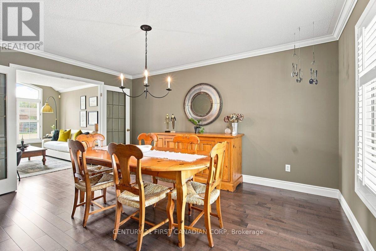 66 Cobblestone Street Property Photo 9