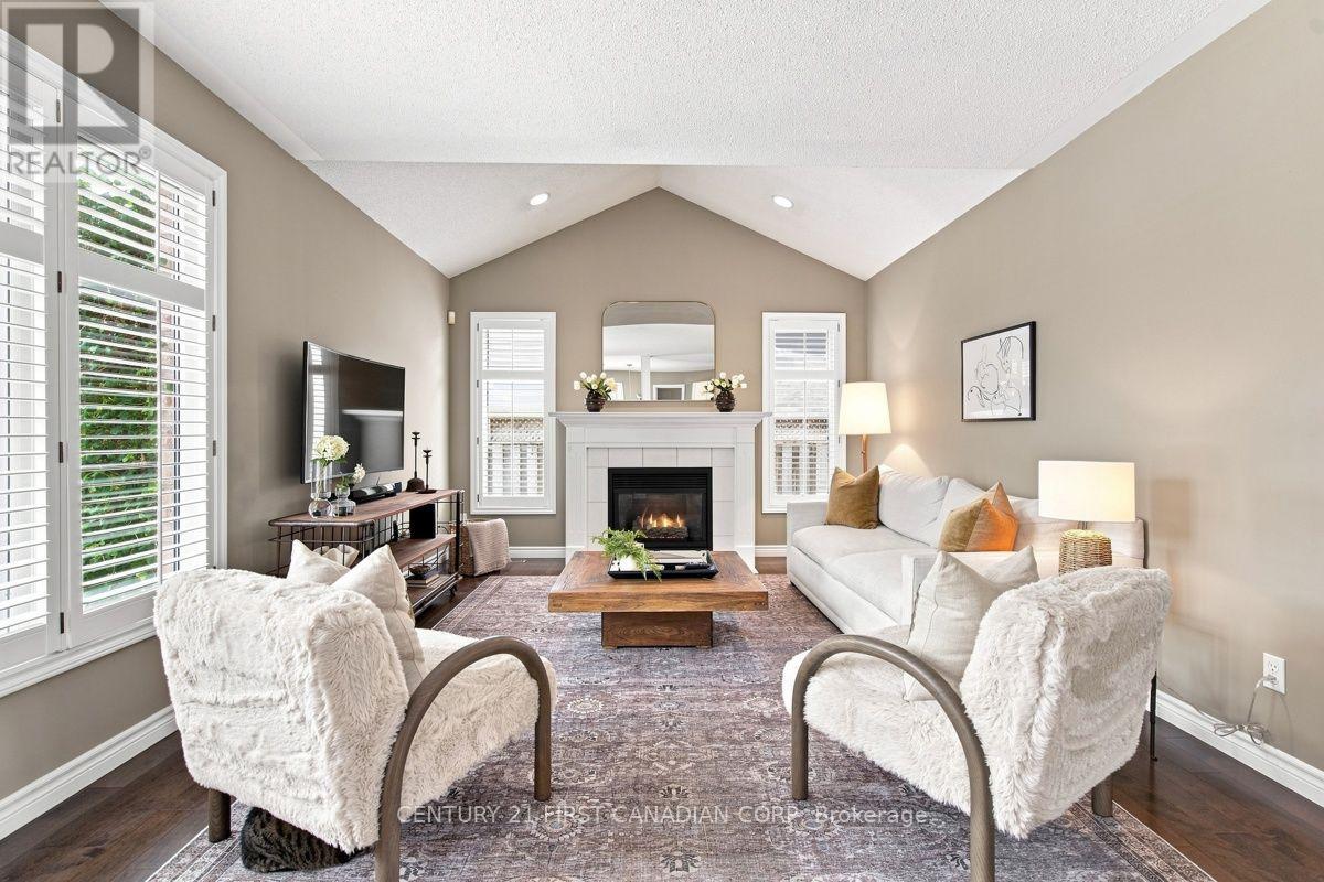 66 Cobblestone Street Property Photo 18