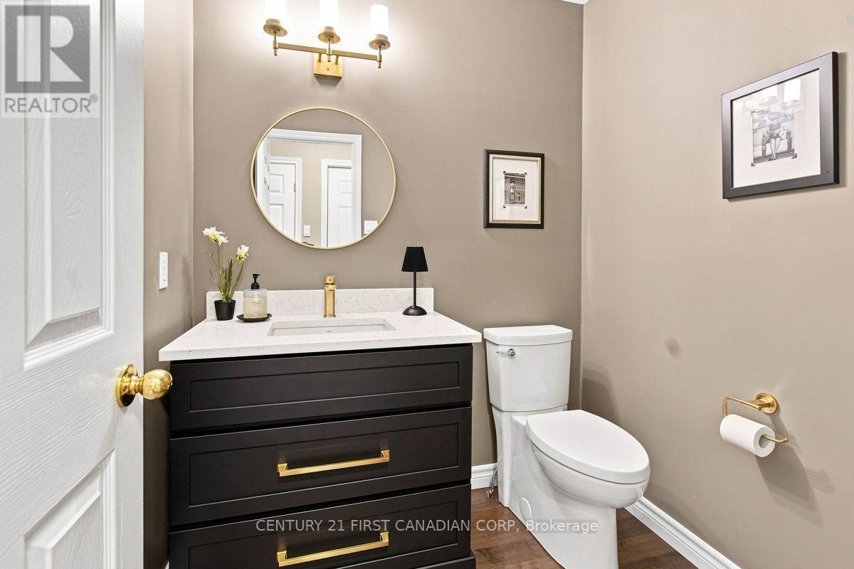 66 Cobblestone Street Property Photo 20