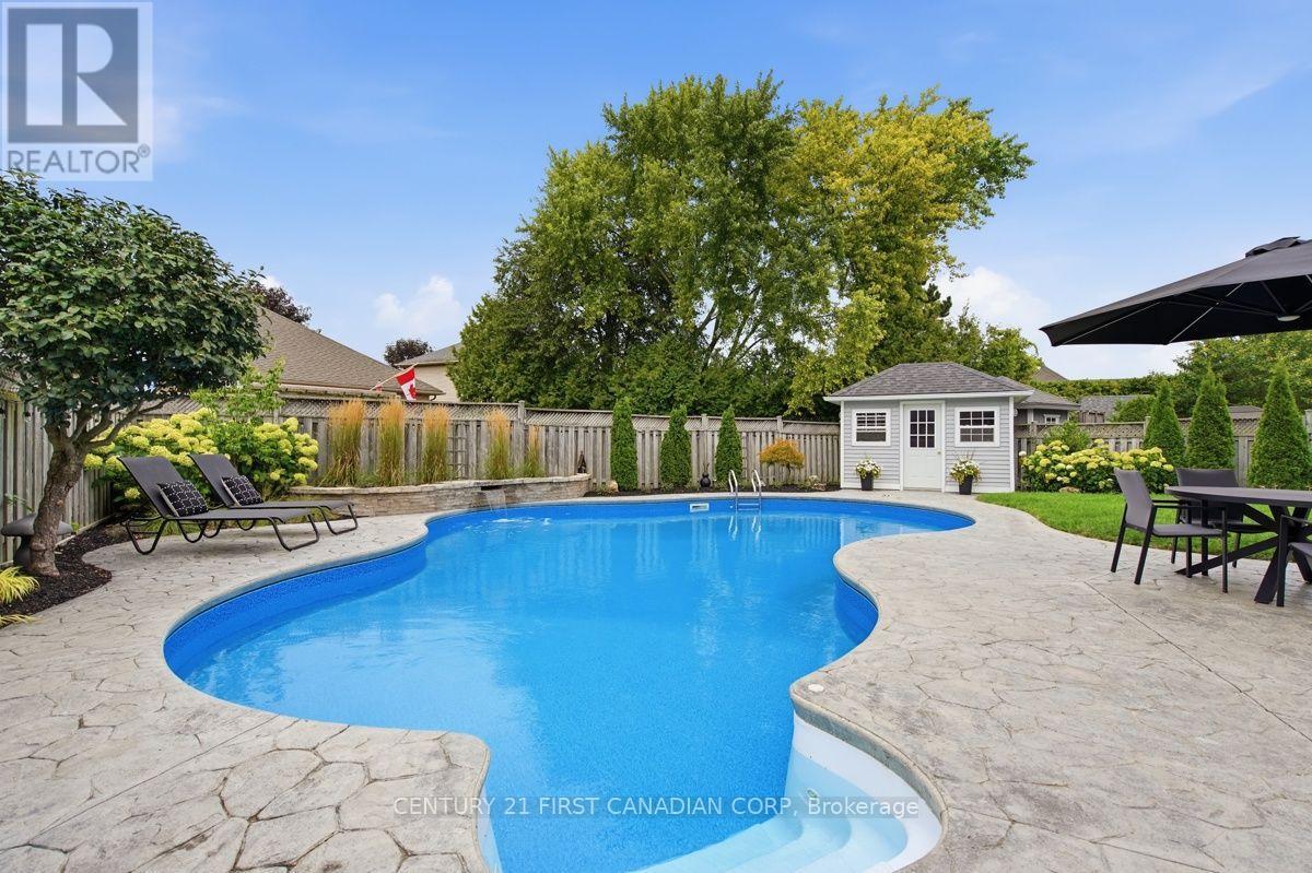 66 Cobblestone Street Property Photo 39