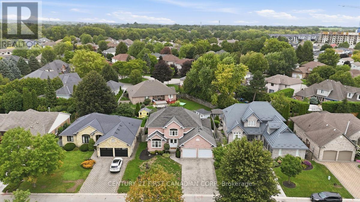 66 Cobblestone Street Property Photo 49