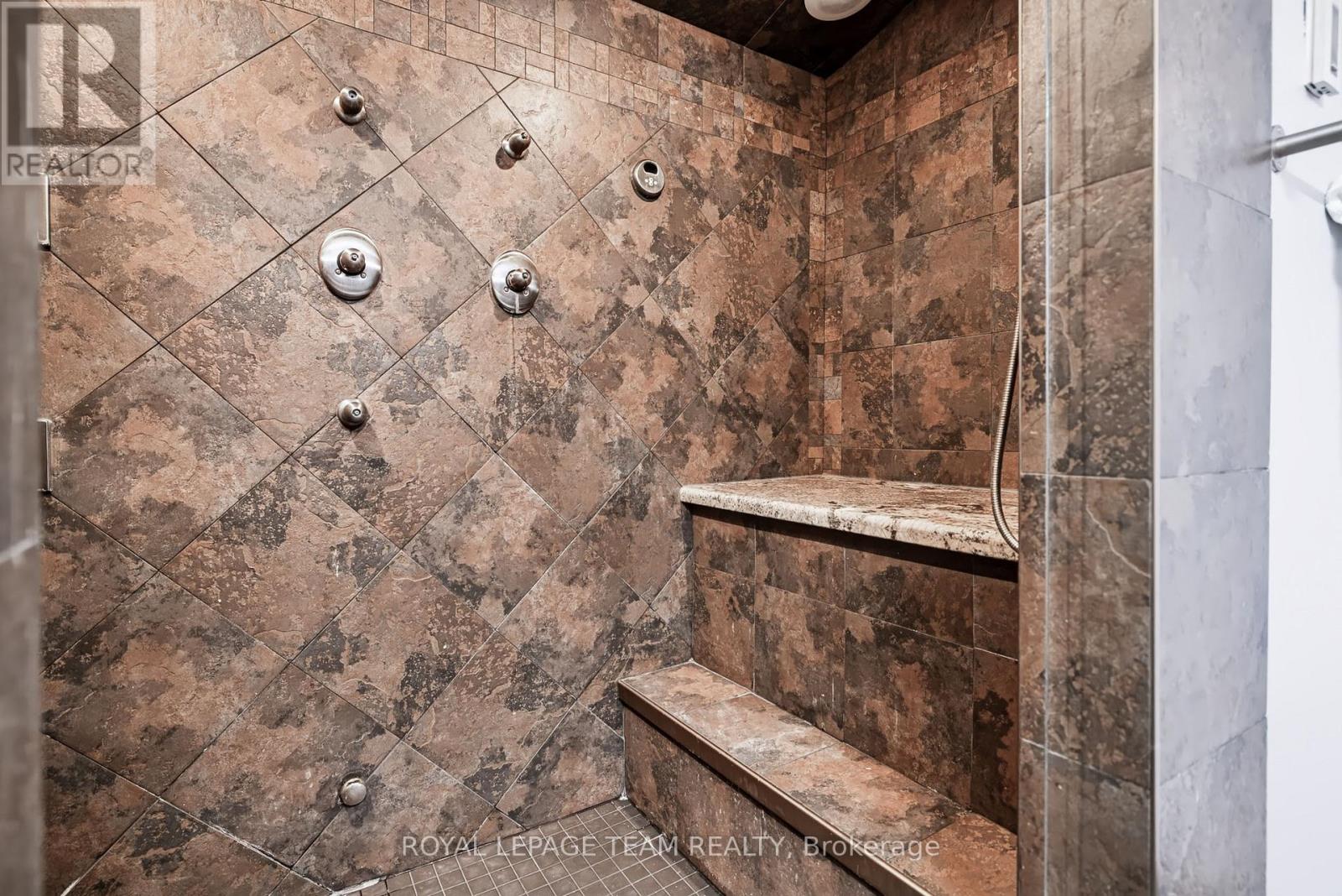 17 Catherwood Court Property Photo 24