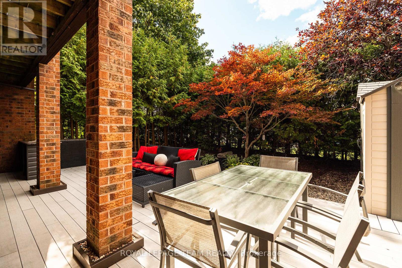 17 Catherwood Court Property Photo 35