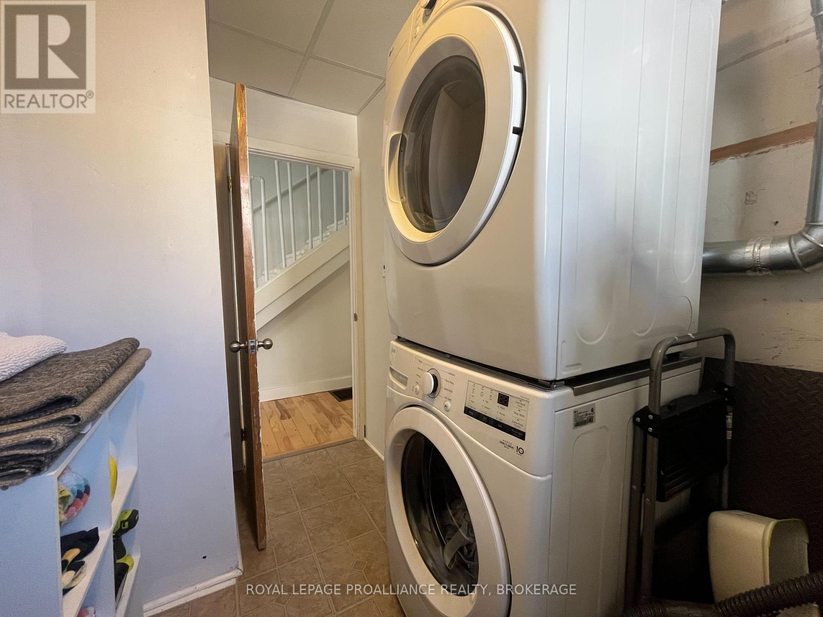 7 Third Avenue Property Photo 23