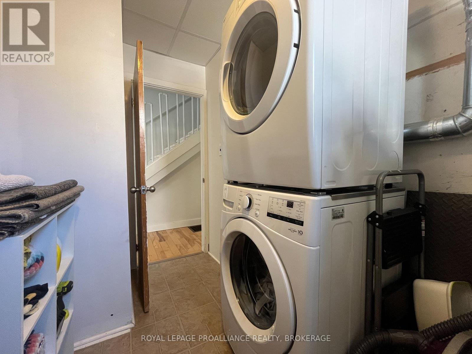 7 Third Avenue Property Photo 24