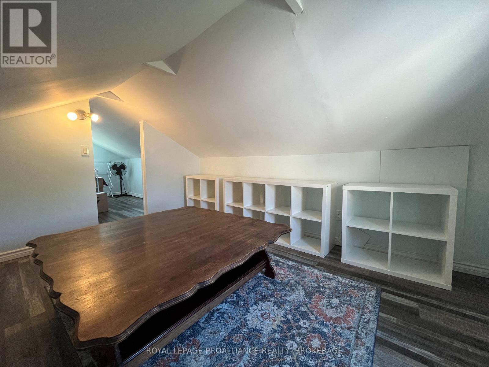 7 Third Avenue Property Photo 33