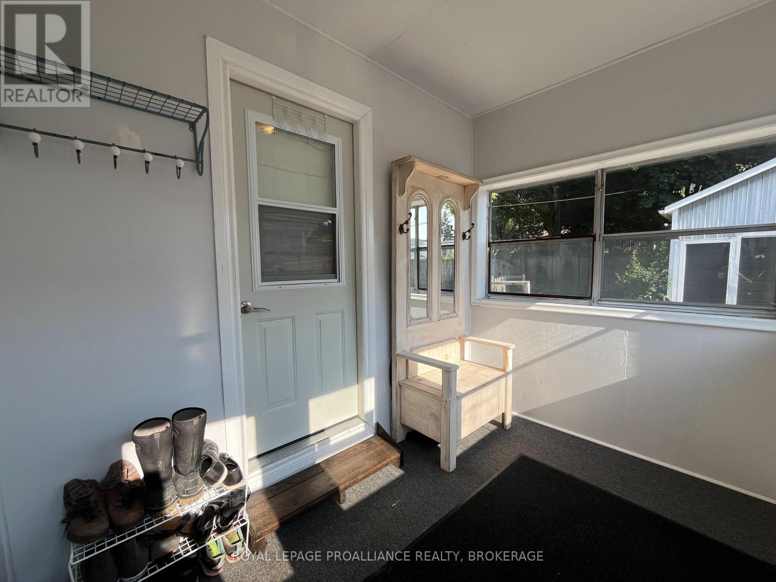 7 Third Avenue Property Photo 35