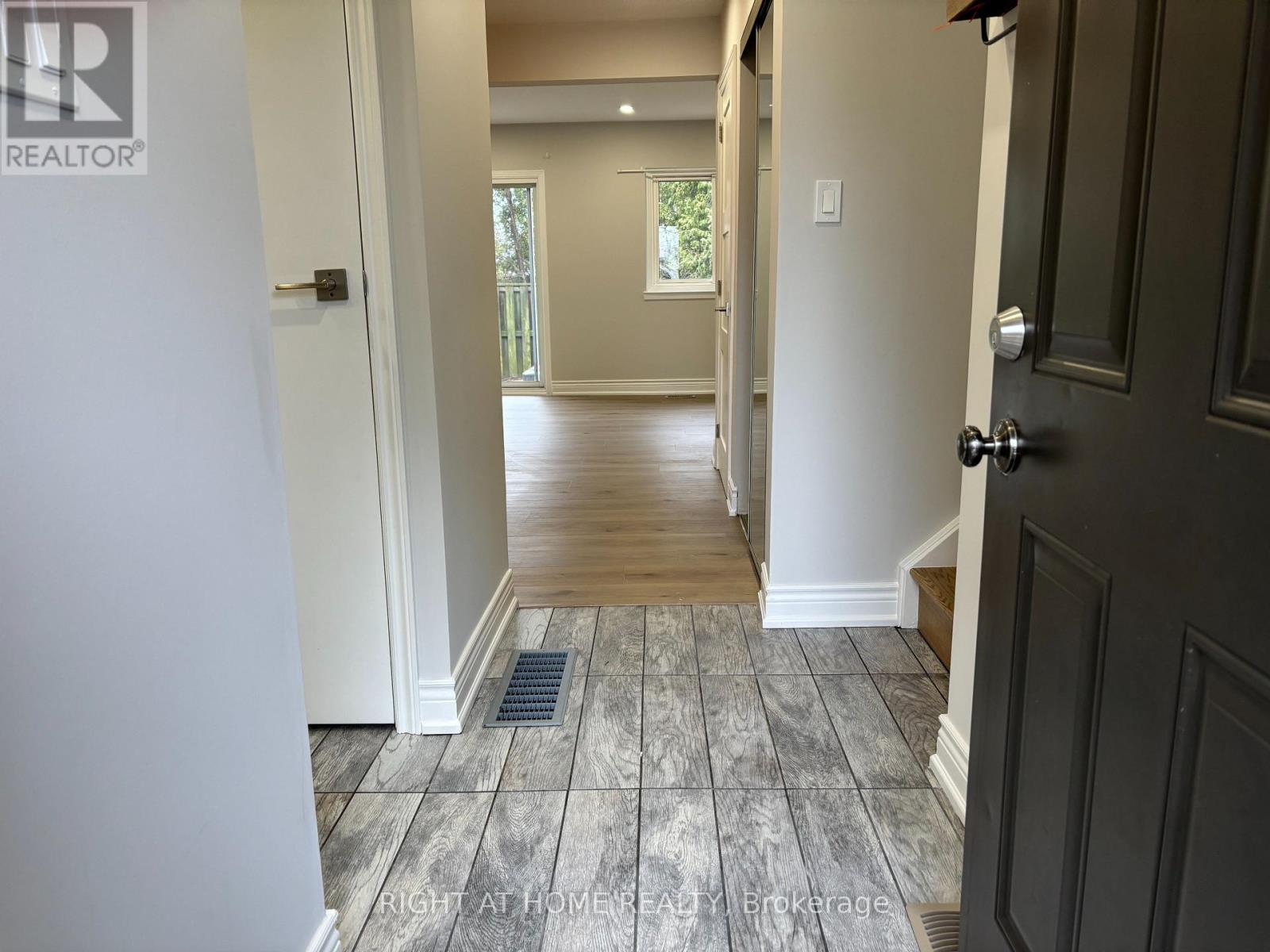 45 - 25 Garrow Drive Property Photo 3