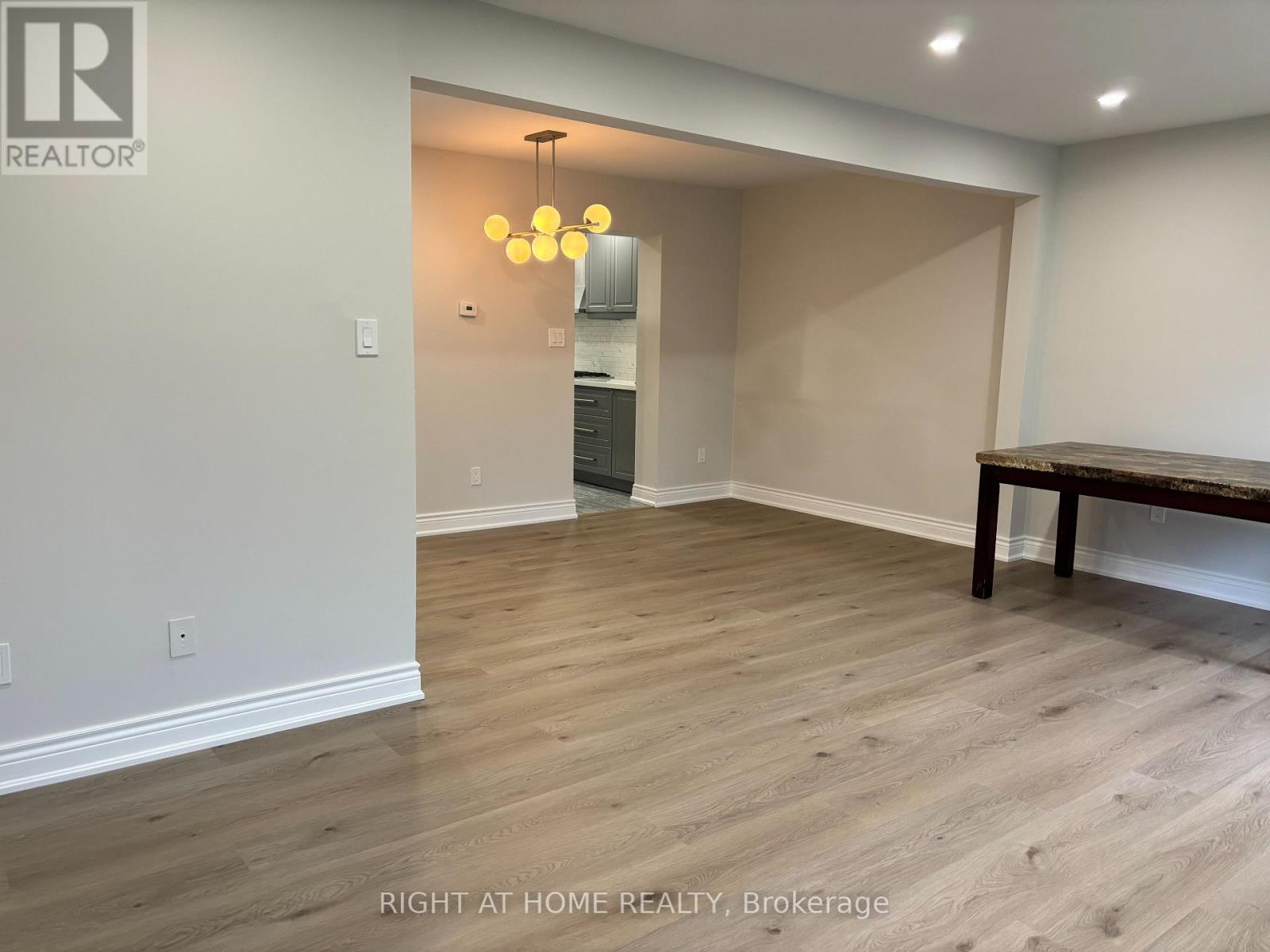 45 - 25 Garrow Drive Property Photo 14
