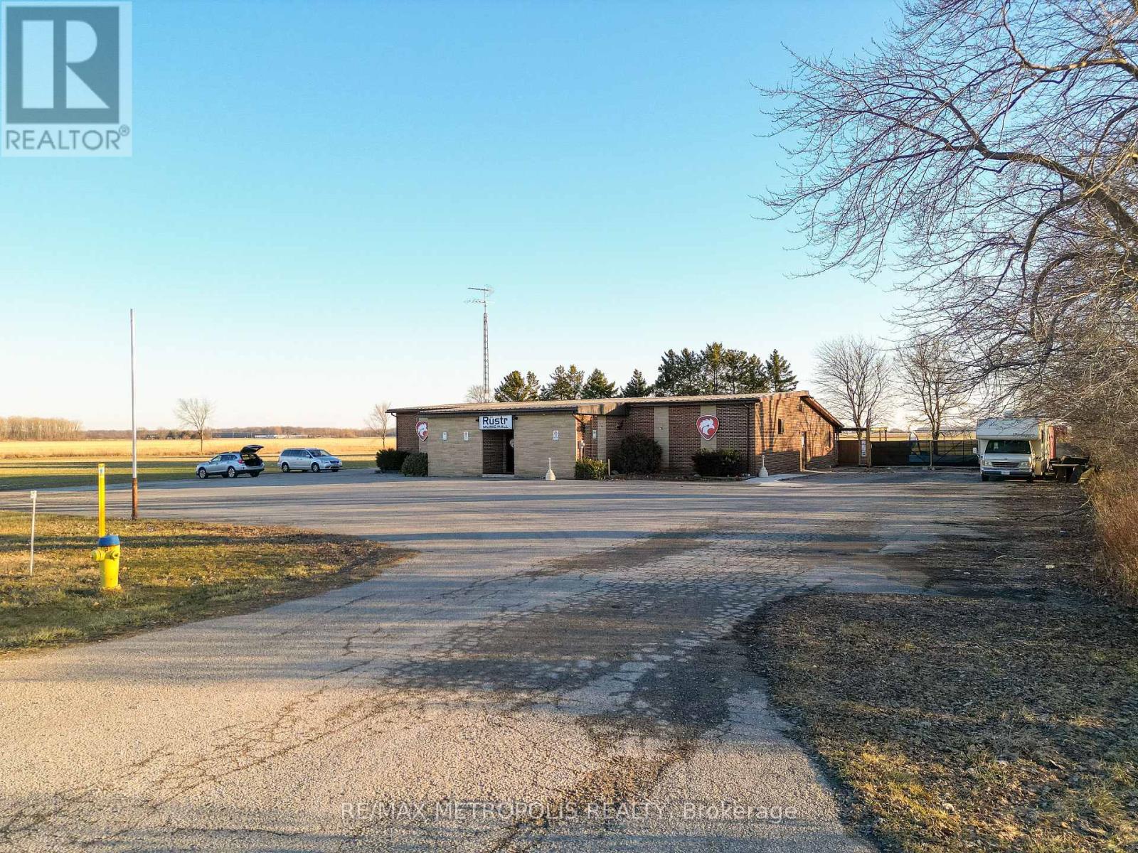 2505 London Line Property Photo 2