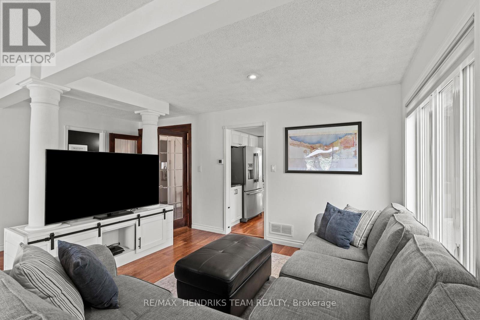 5 Harbour Drive Property Photo 10
