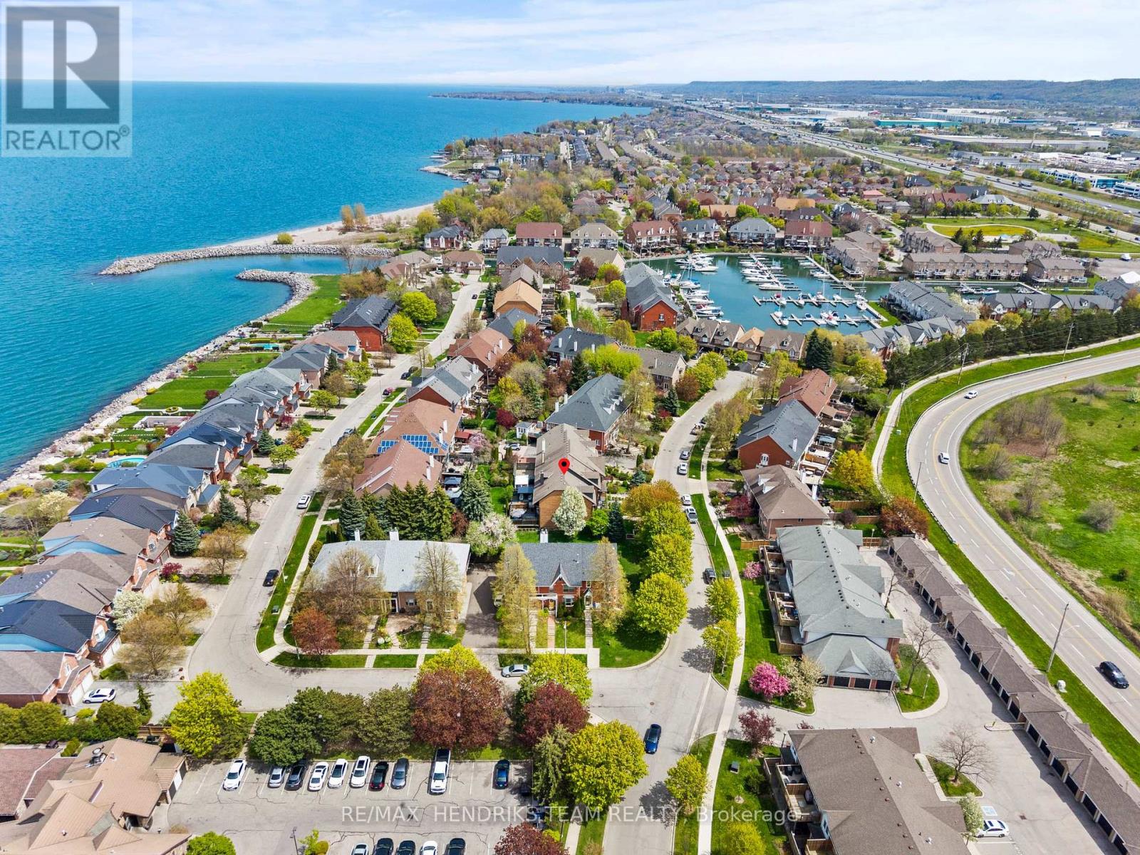 5 Harbour Drive Property Photo 44
