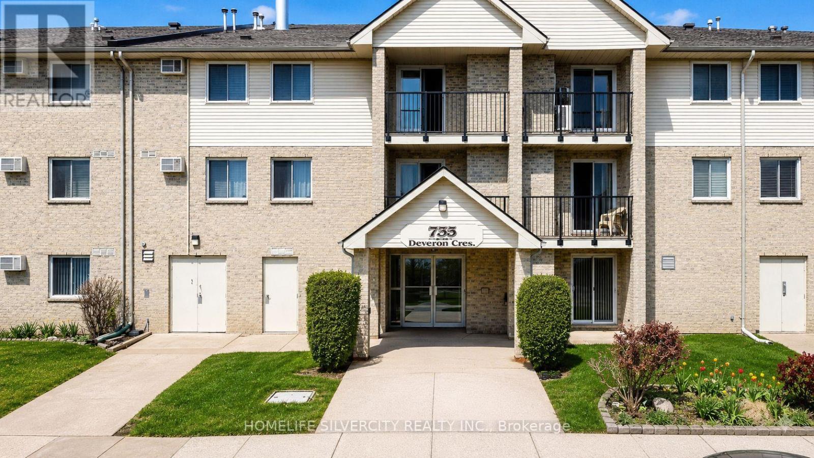 303 - 733 Deveron Crescent Property Photo 1