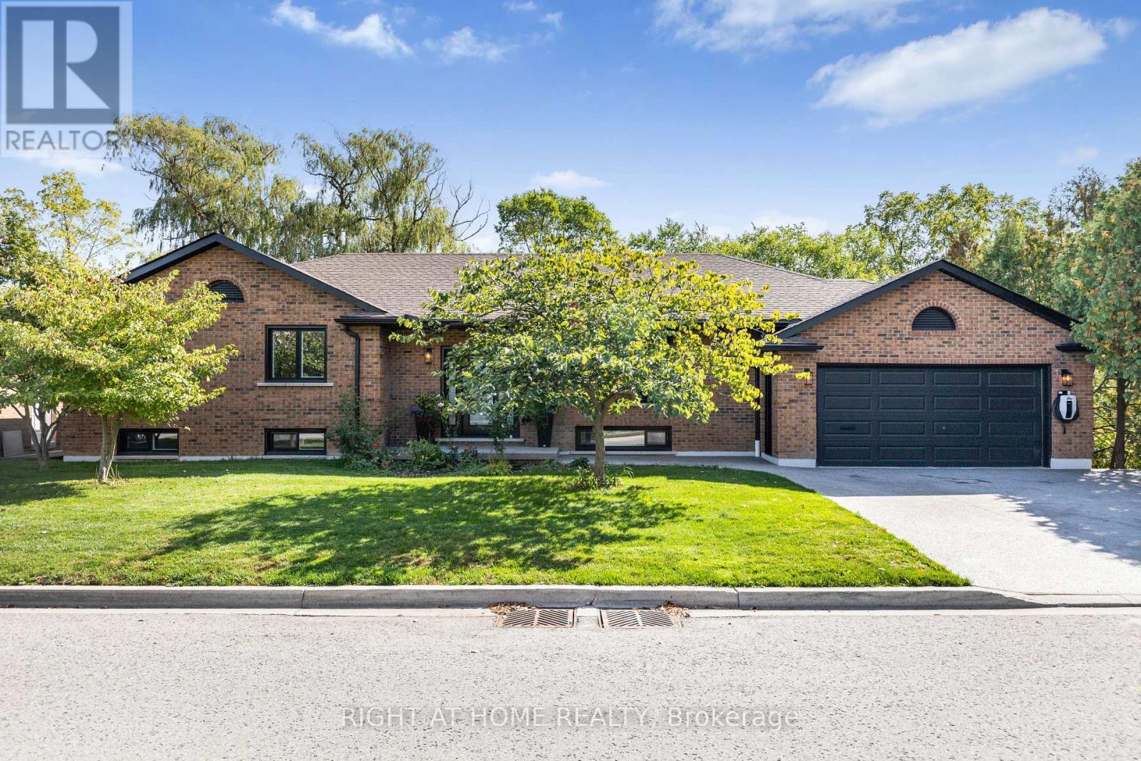 23 Riverview Boulevard Property Photo 1