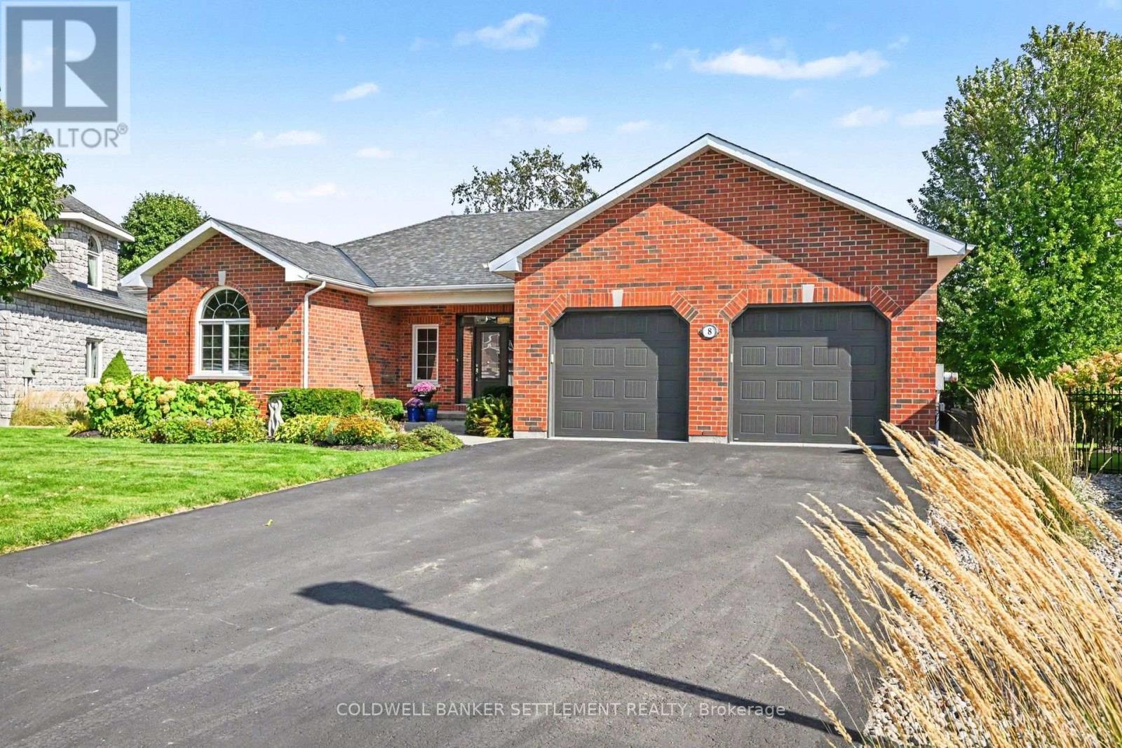 8 Taggart Crescent Property Photo 1