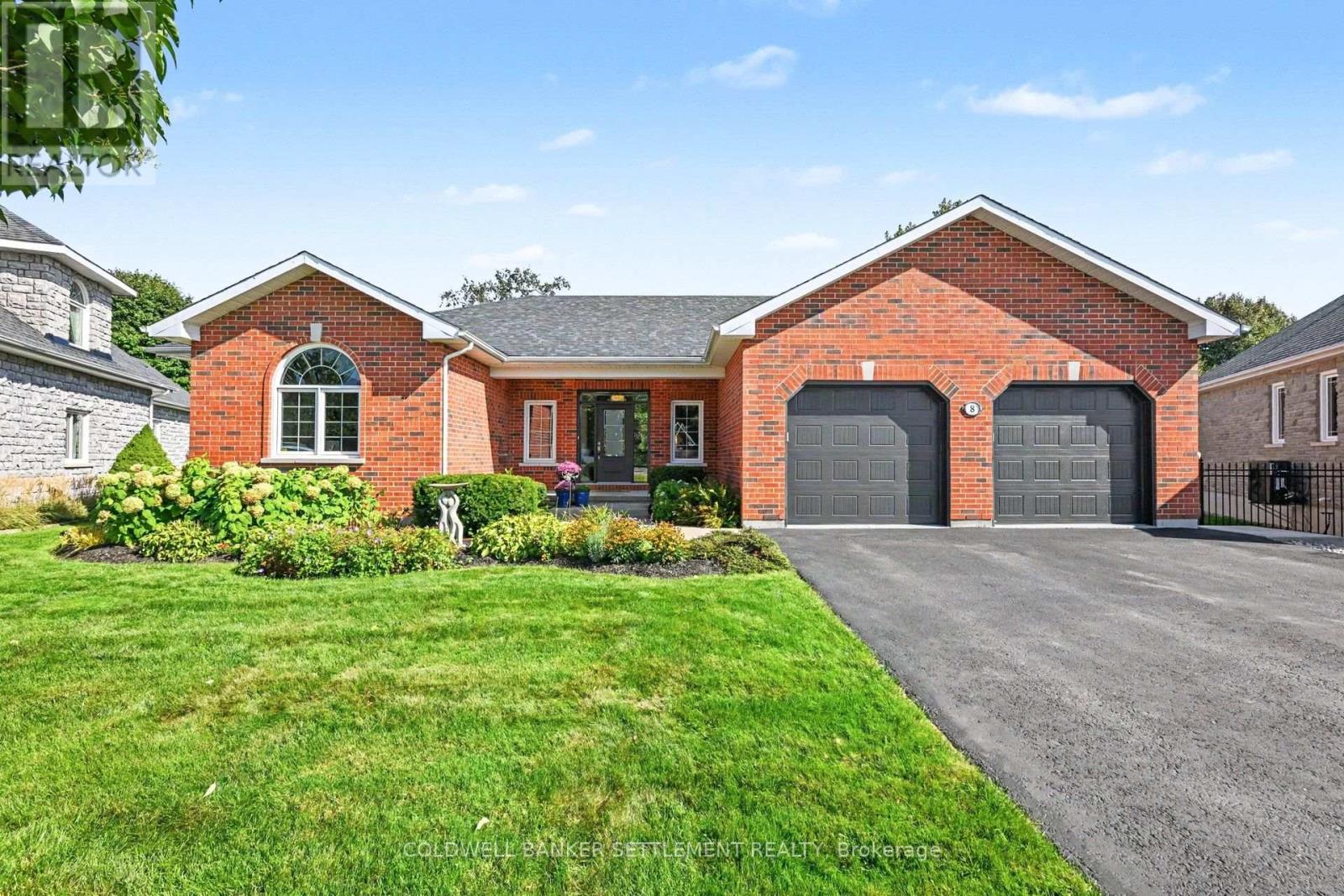 8 Taggart Crescent Property Photo 3