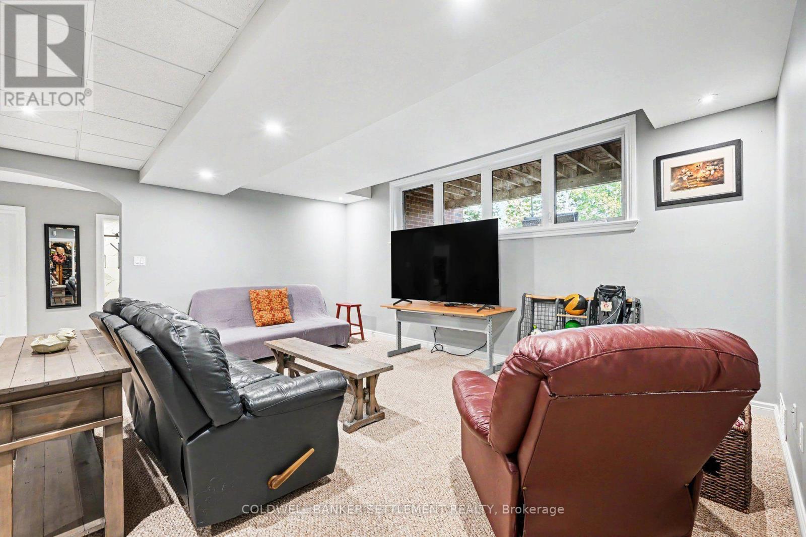 8 Taggart Crescent Property Photo 36