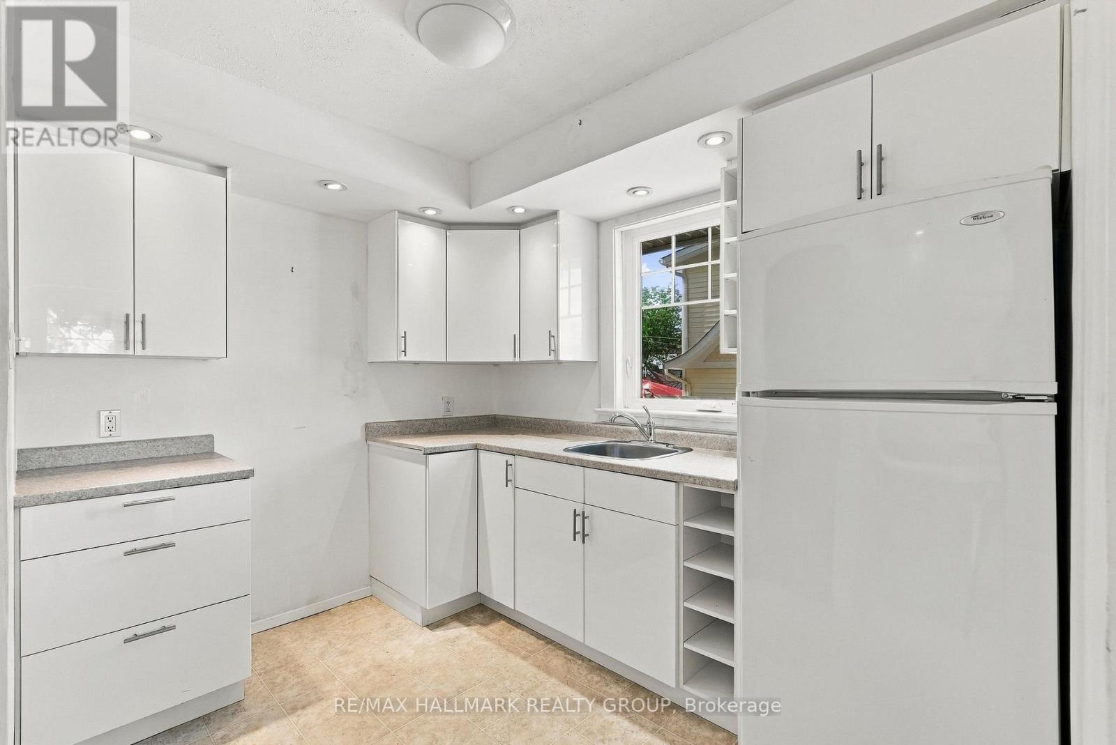 3844 Albion Road Property Photo 13