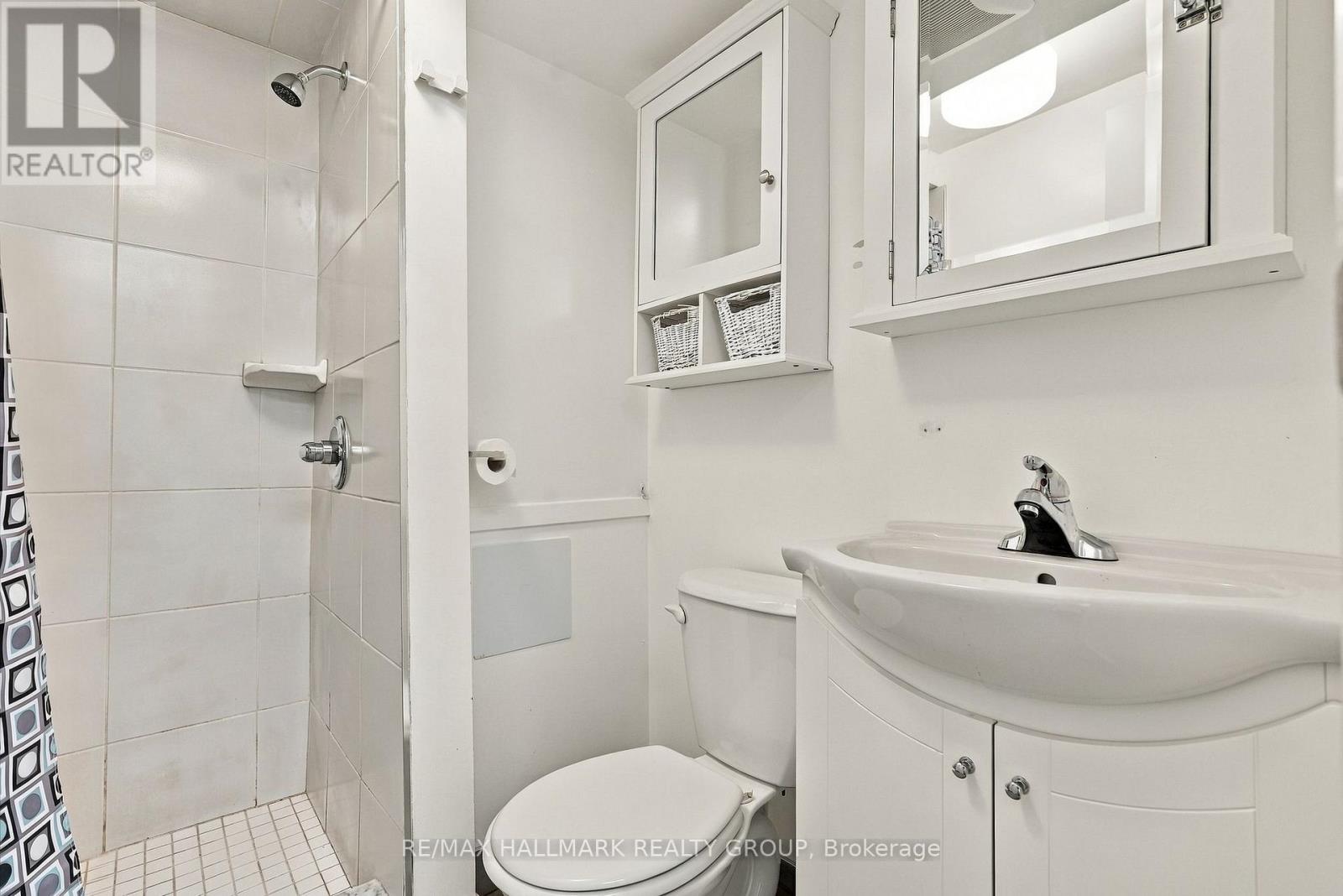 3844 Albion Road Property Photo 29