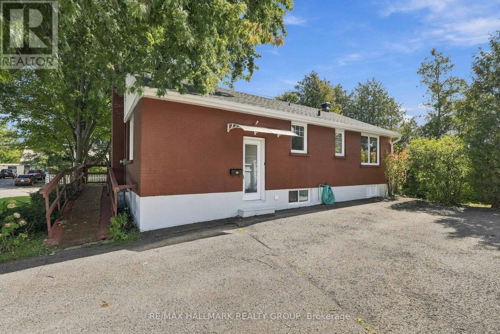 3844 Albion Road Property Photo 39