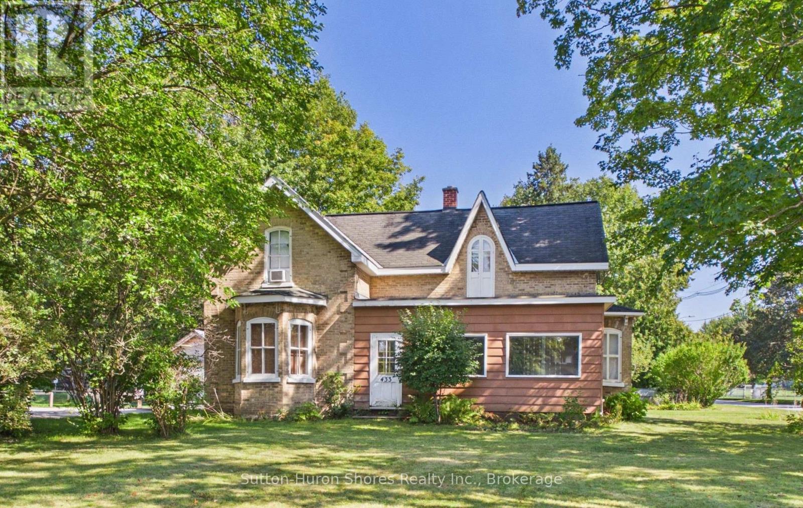 433 Goderich Street Property Photo 1