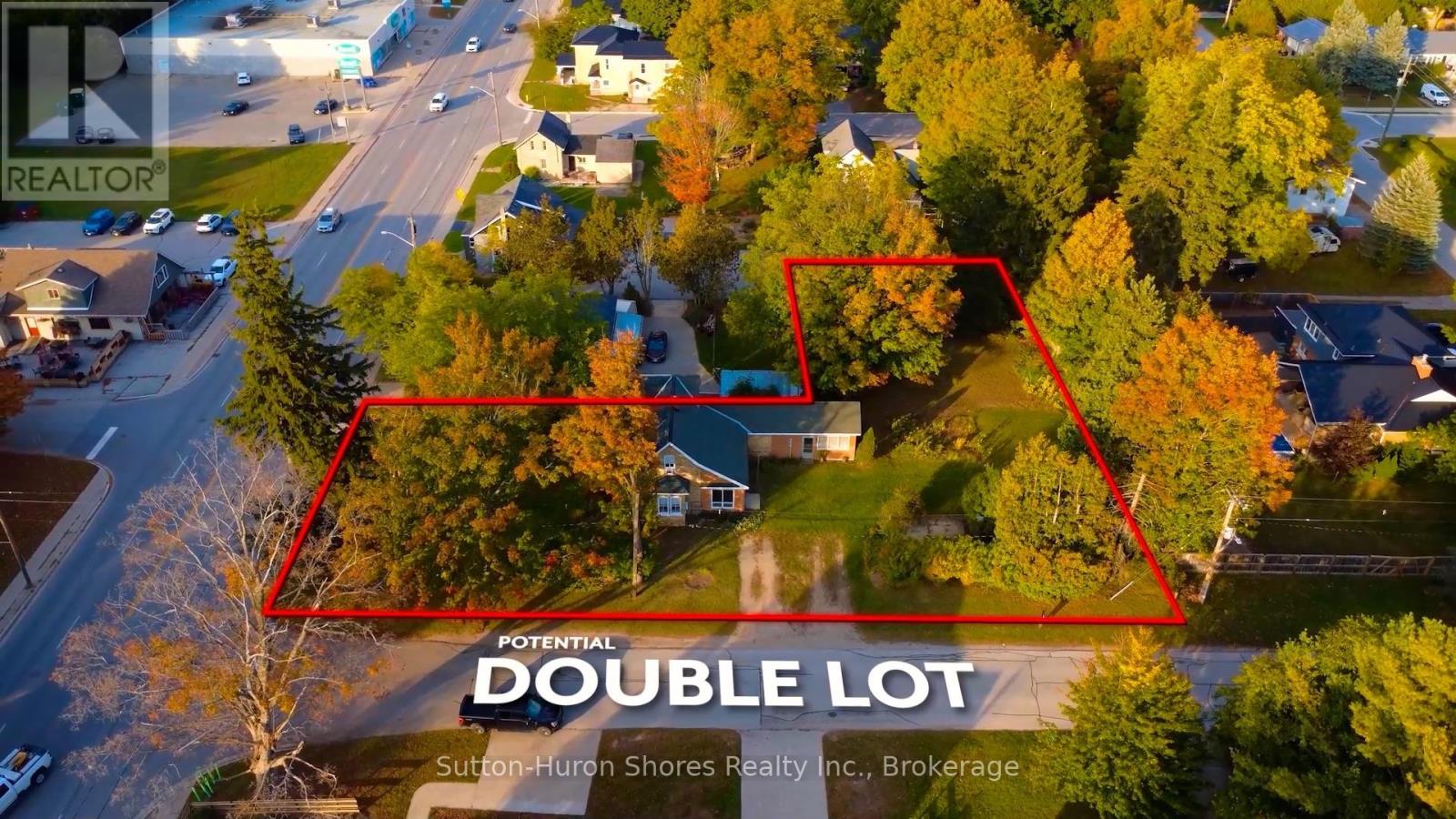 433 Goderich Street Property Photo 2