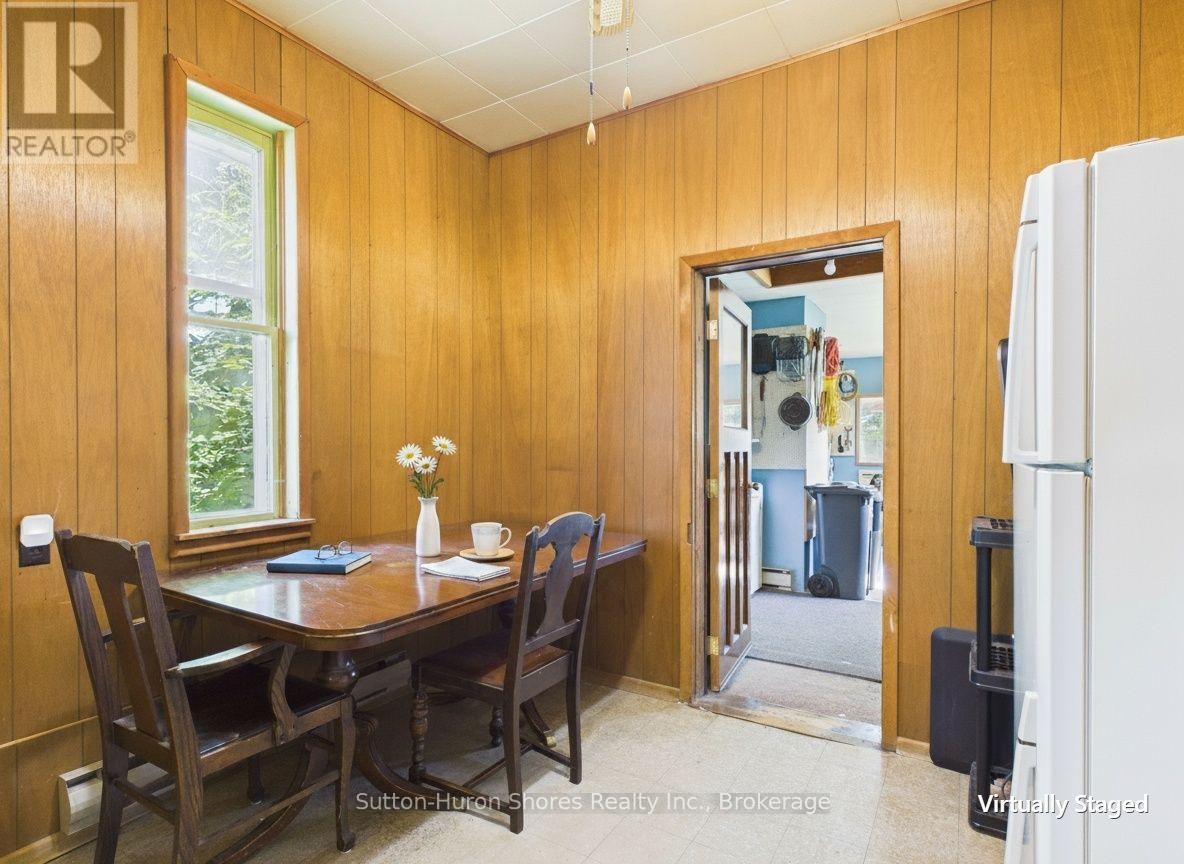 433 Goderich Street Property Photo 13