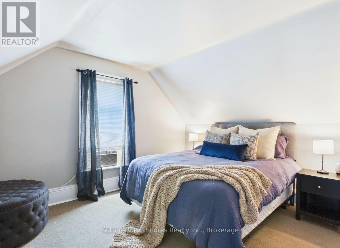 433 Goderich Street Property Photo 18
