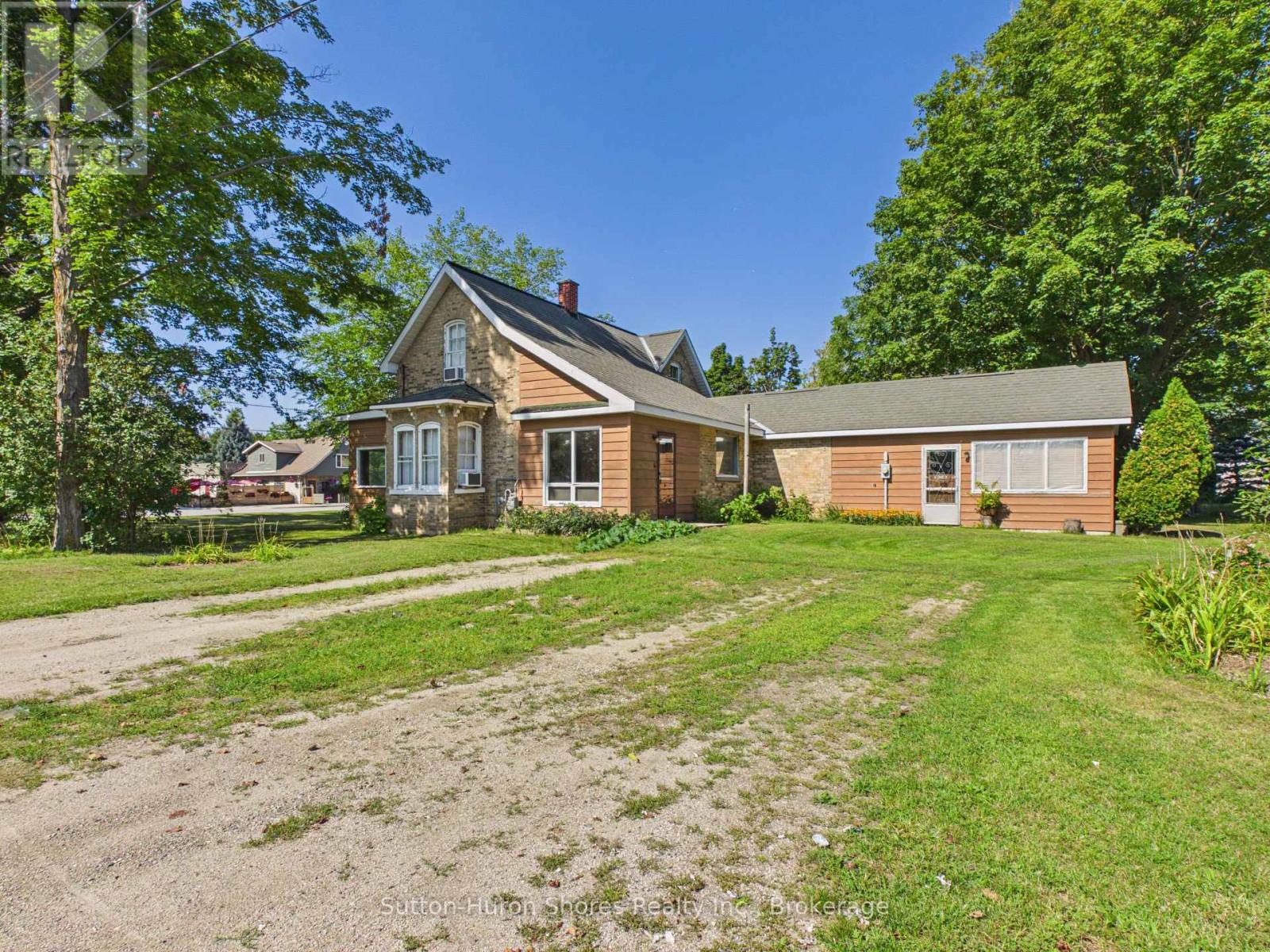 433 Goderich Street Property Photo 25