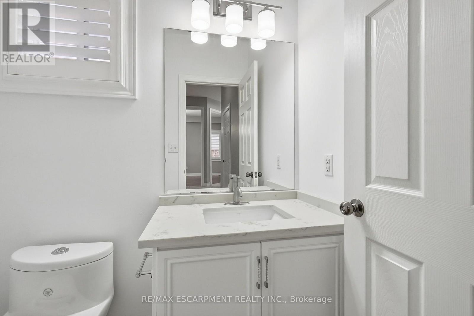 84 Deerborn Drive Property Photo 10
