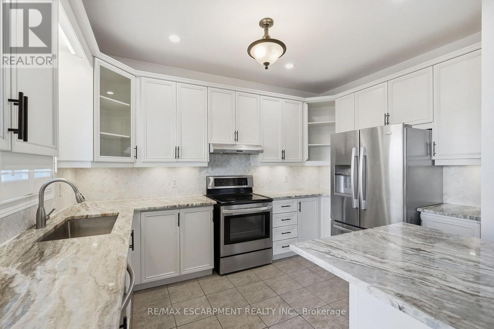 84 Deerborn Drive Property Photo 16