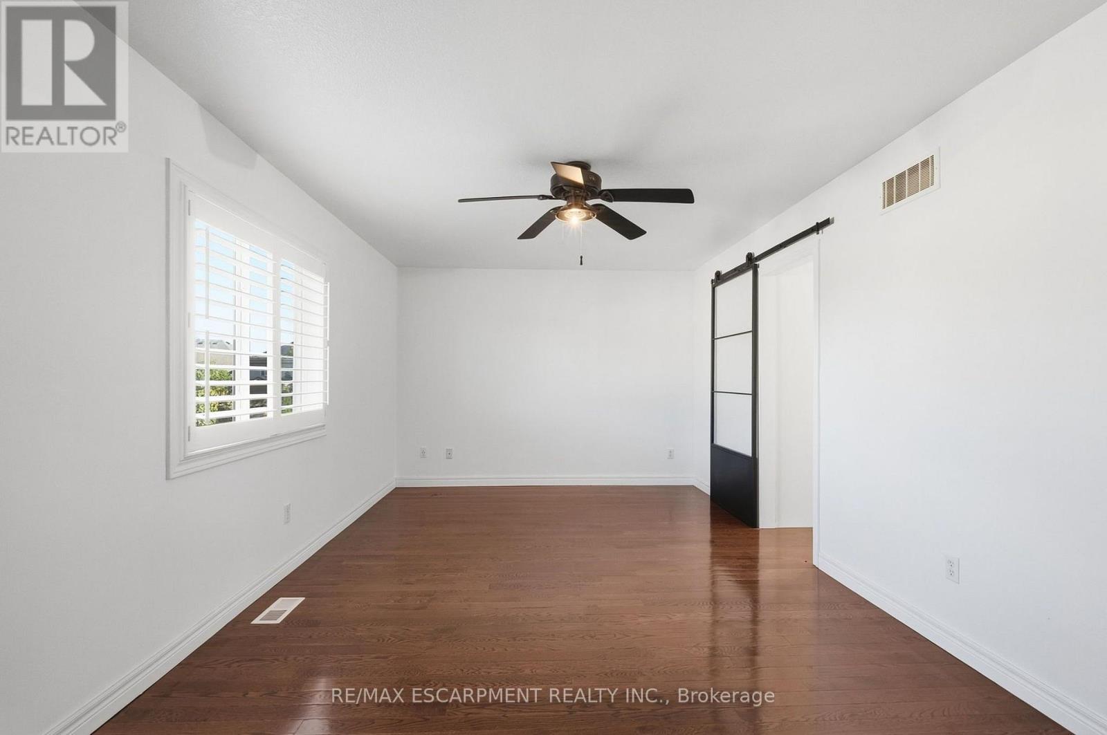 84 Deerborn Drive Property Photo 23
