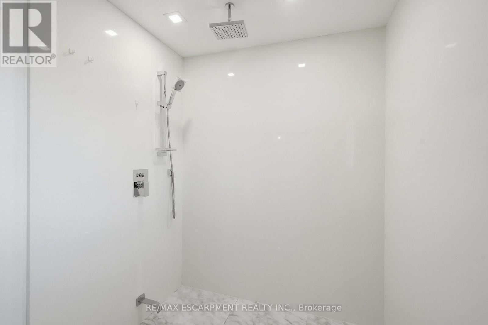 84 Deerborn Drive Property Photo 26