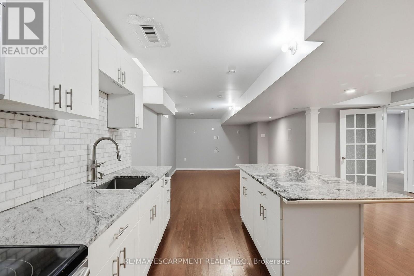 84 Deerborn Drive Property Photo 40