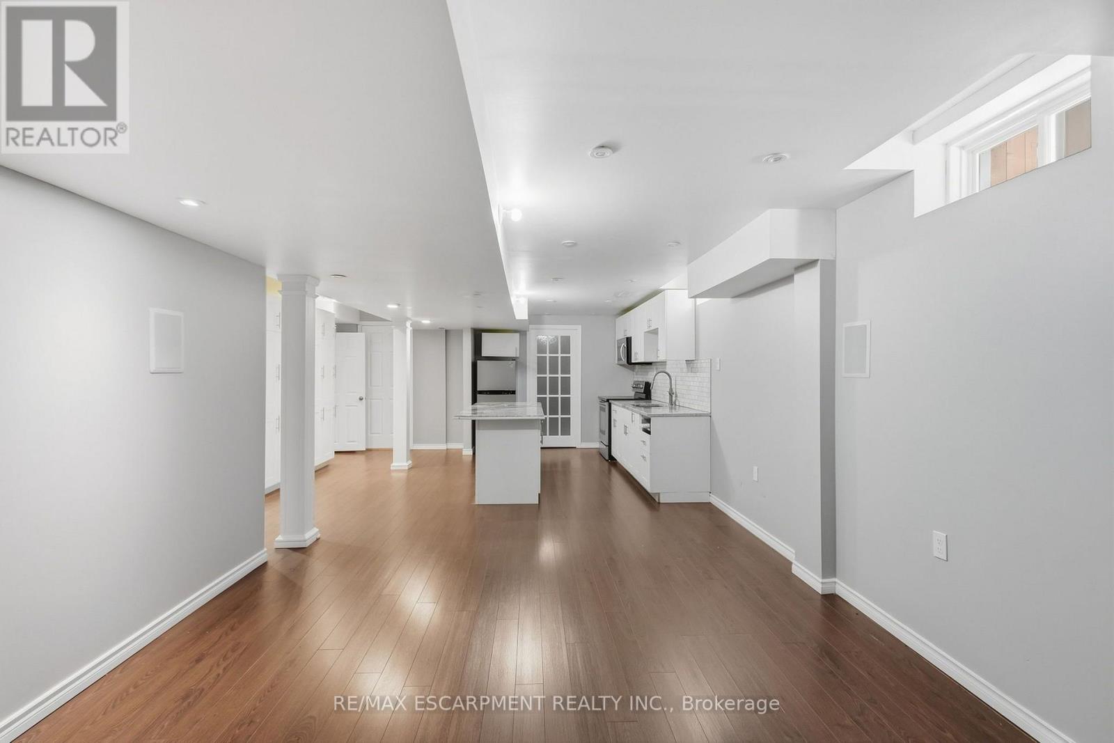 84 Deerborn Drive Property Photo 42