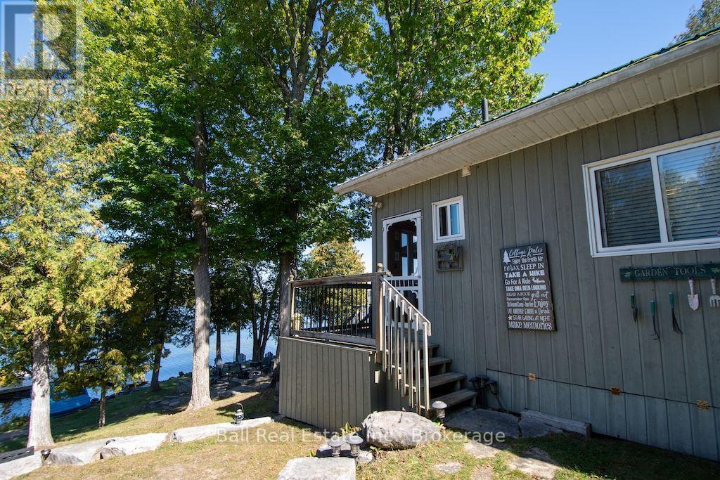 2521 Selwyn Bay Lane Property Photo 4