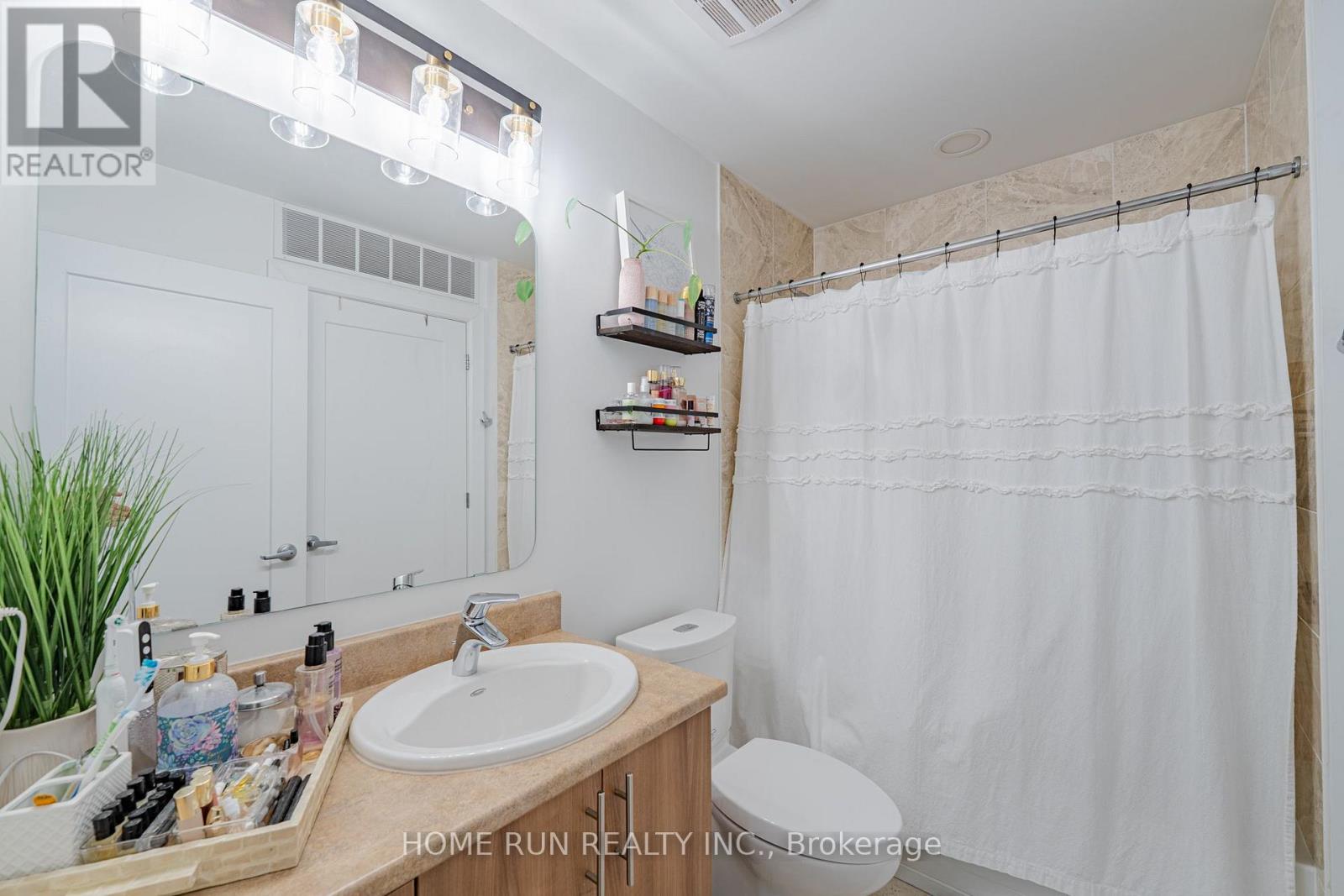 312 - 615 Longfields Drive Property Photo 15