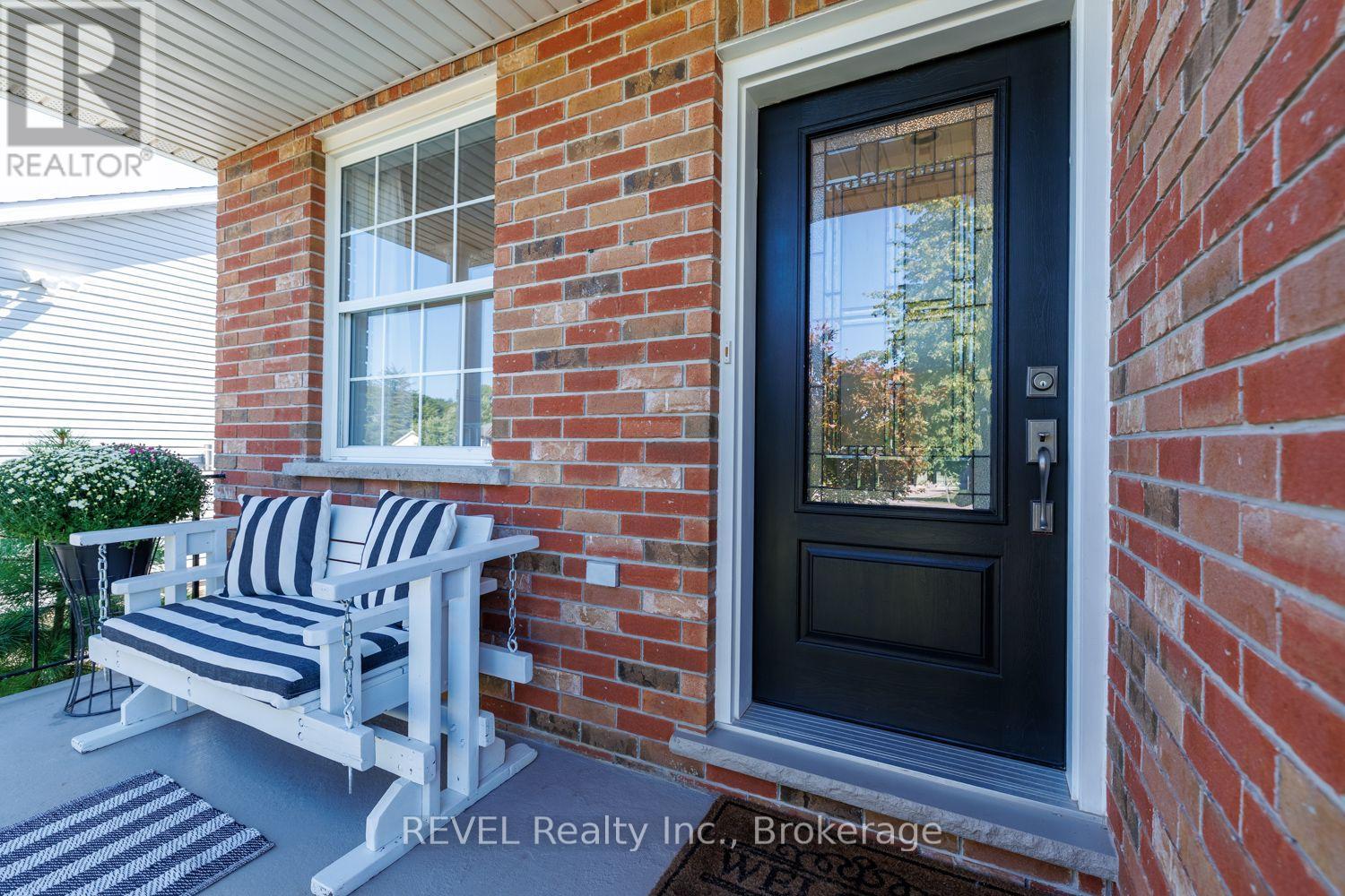 2779 Baker Road Property Photo 4