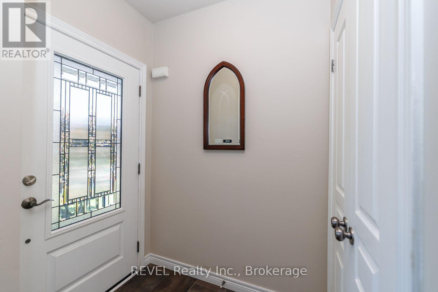 2779 Baker Road Property Photo 5