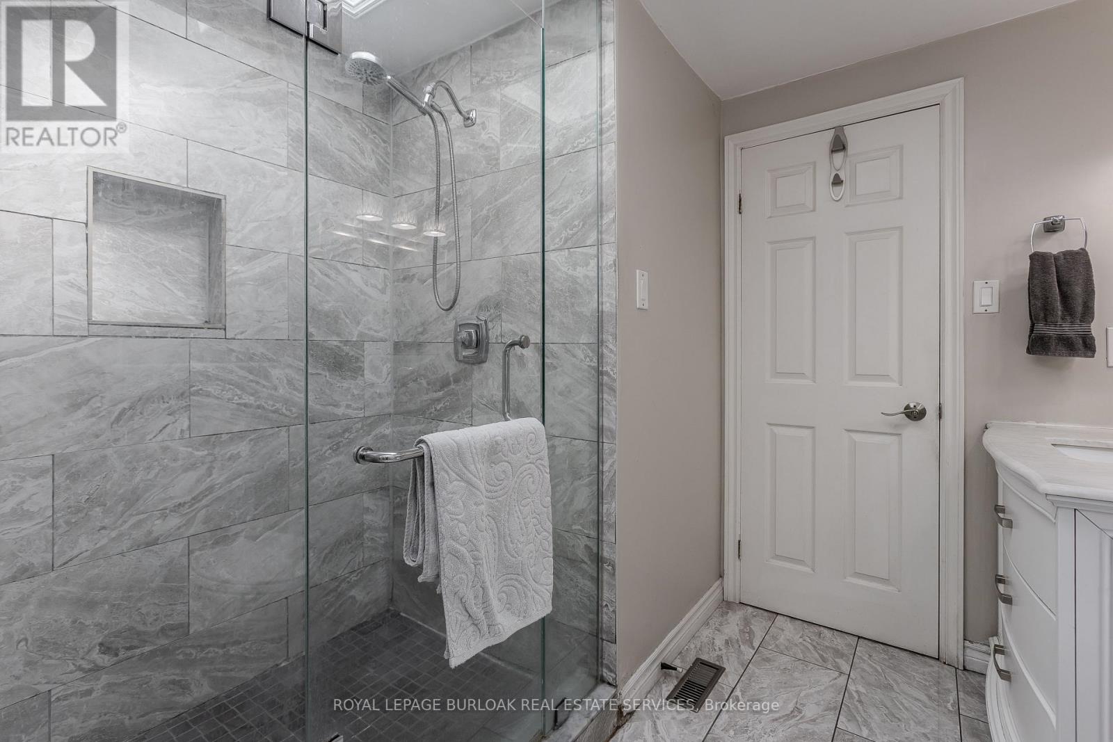 14 Ellington Avenue Property Photo 14