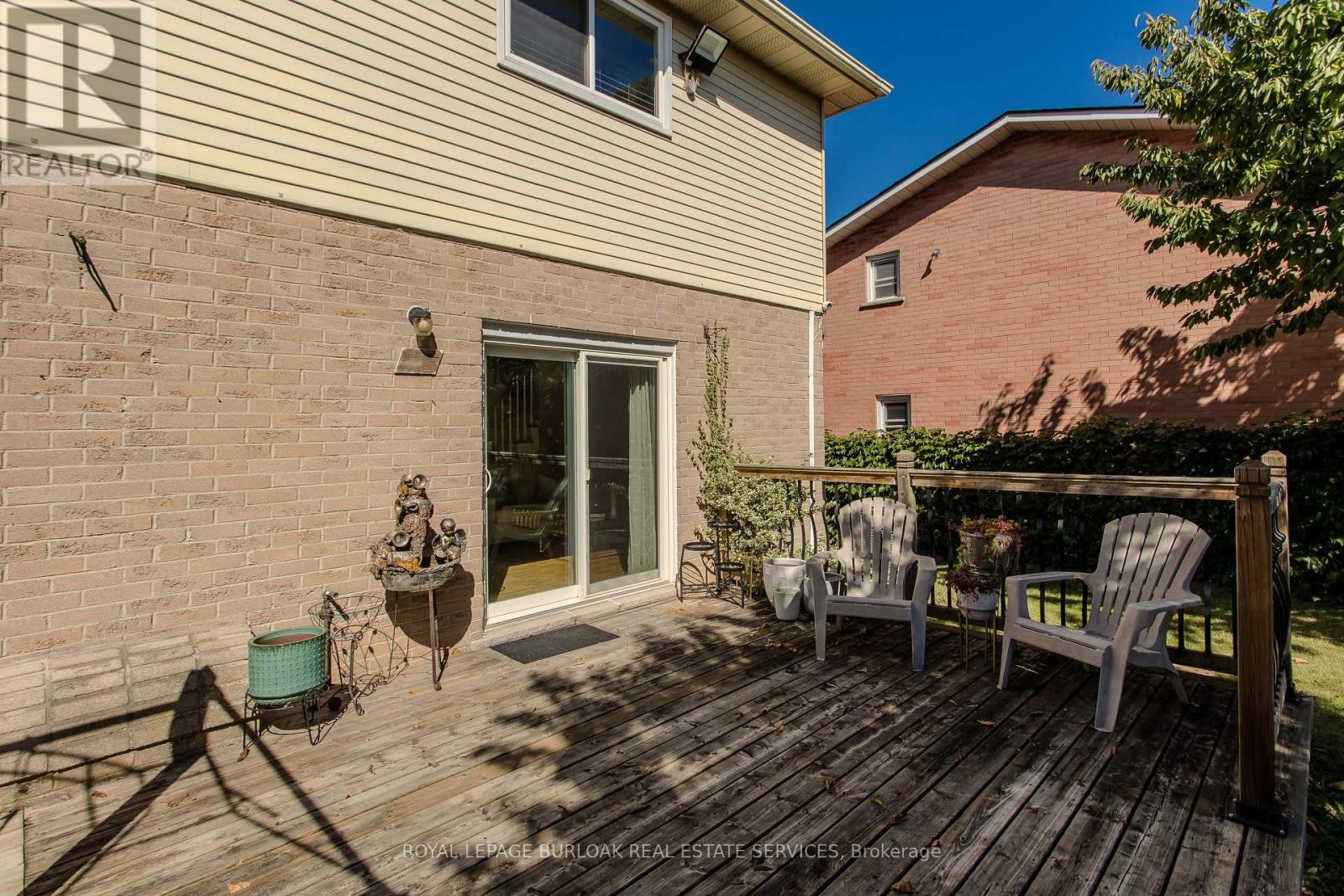 14 Ellington Avenue Property Photo 27