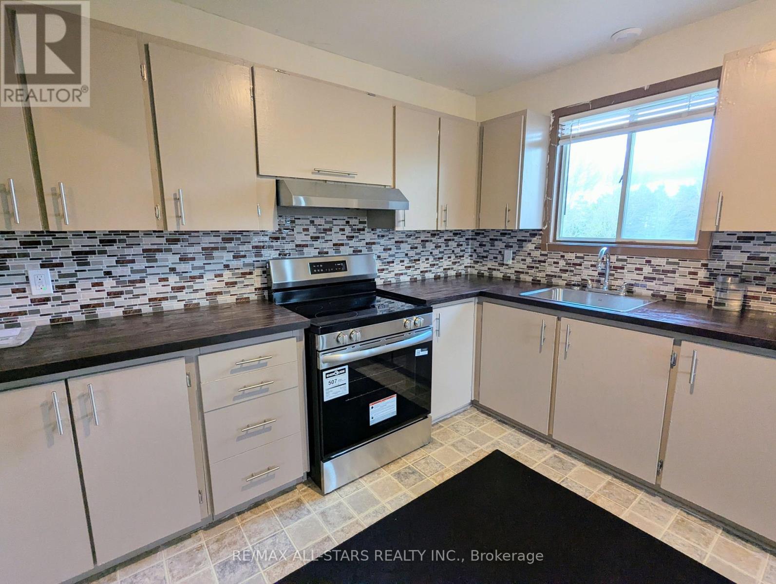 23 Valley Road Property Photo 16