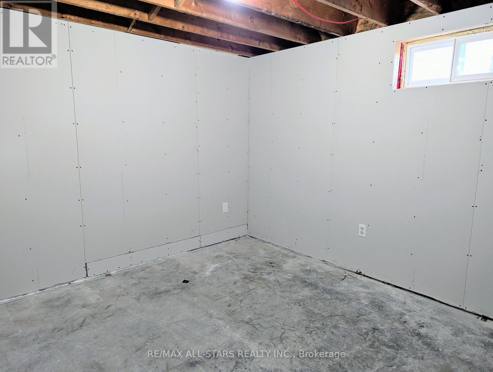 23 Valley Road Property Photo 27