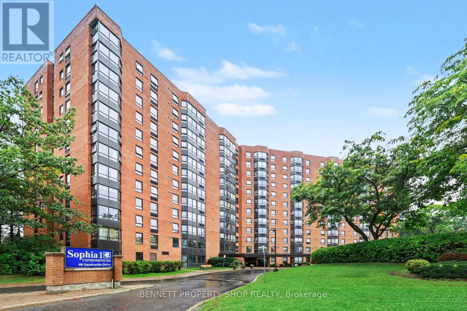 803 - 80 Sandcastle Drive Property Photo 1
