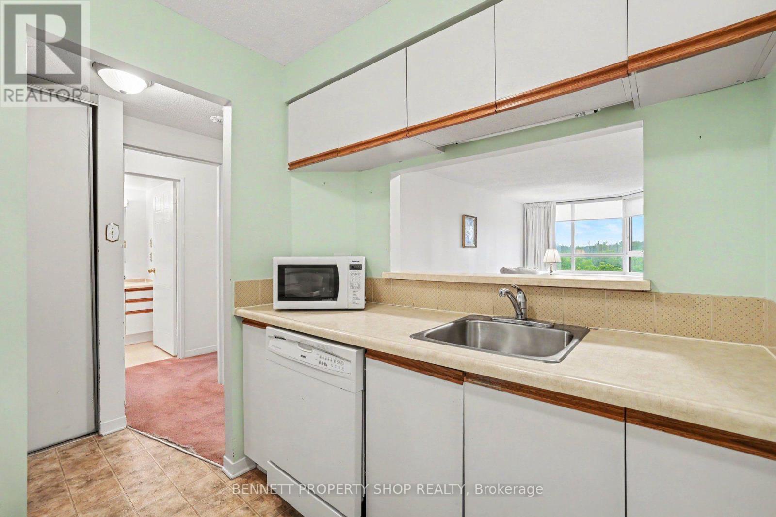803 - 80 Sandcastle Drive Property Photo 7