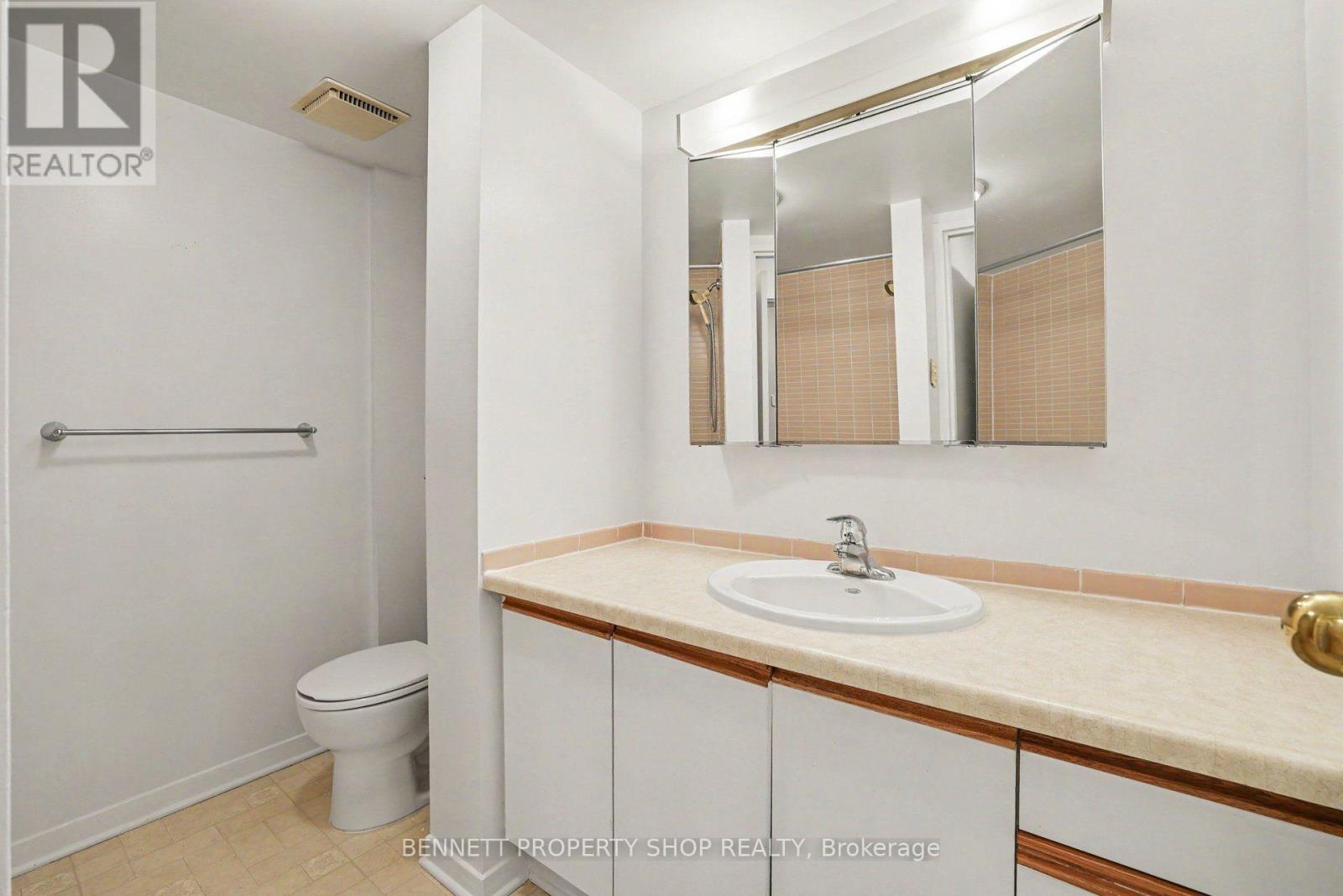 803 - 80 Sandcastle Drive Property Photo 14