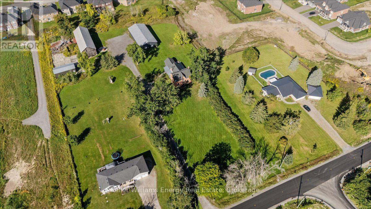 1786 Matchett Line Property Photo 2